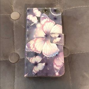 Butterly lavender iPhone 8 Plus flip case